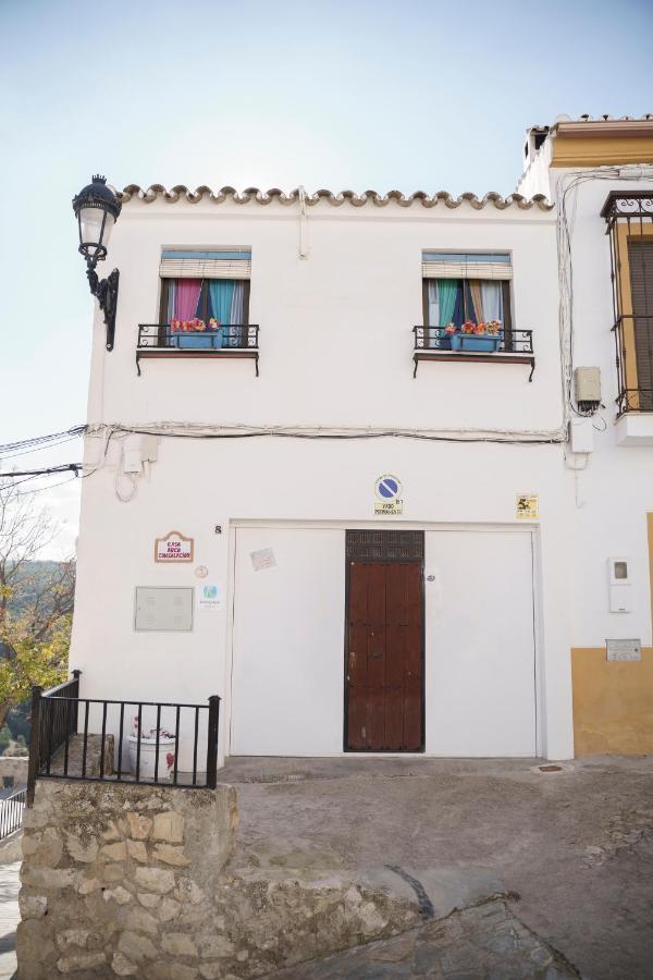 Casa Singular Y Con Encanto Baena